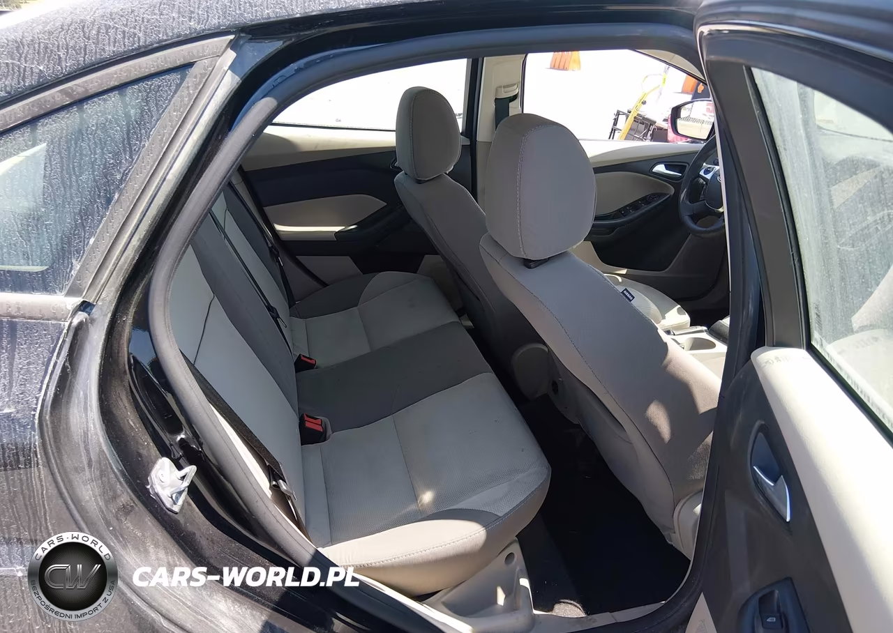 2014 Ford Focus Se VIN:1FADP3F27EL460761 - 8