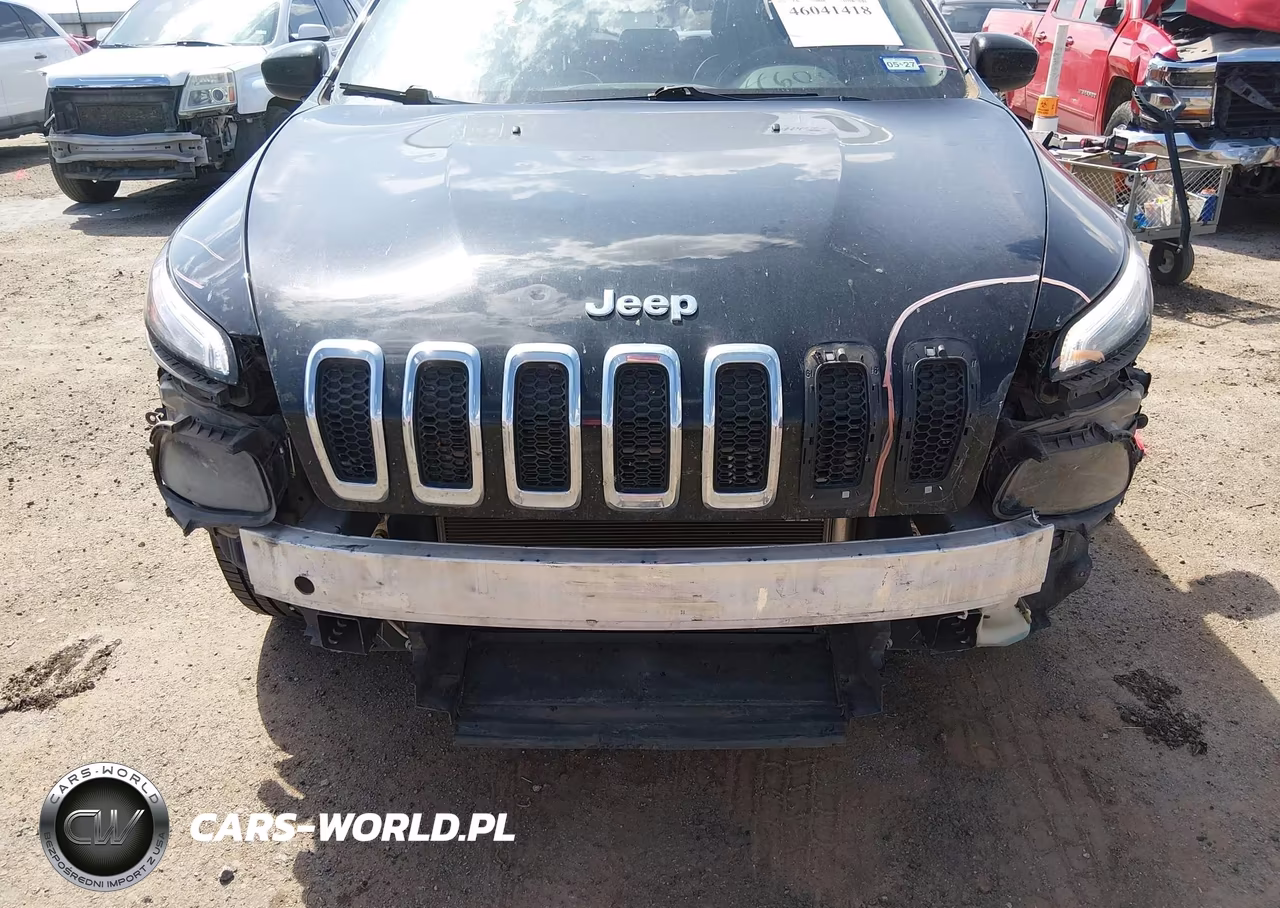 2018 Jeep Cherokee Latitude Plus Fwd VIN:1C4PJLLB4JD560933 - 6
