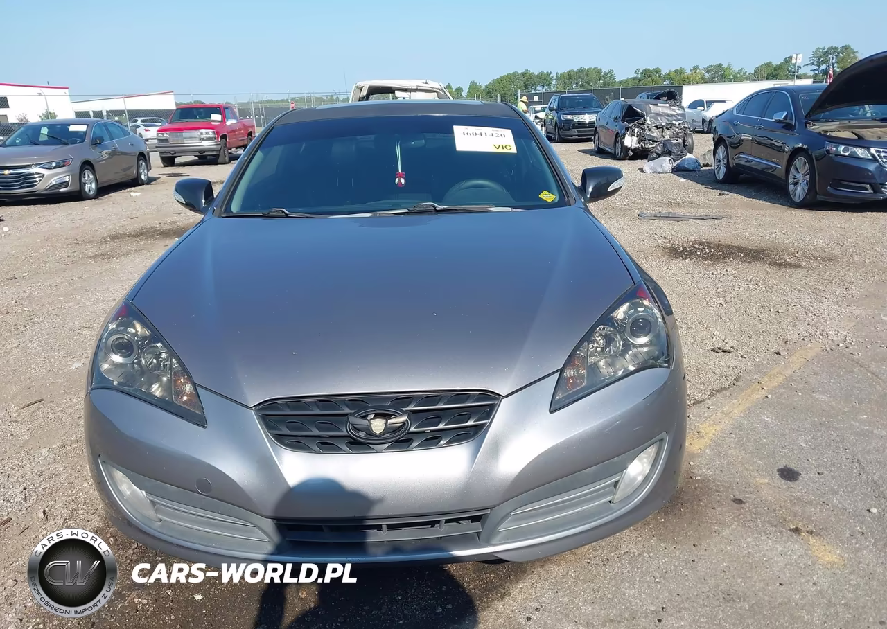 2010 Hyundai Genesis 3.8 Track VIN:KMHHU6KH6AU021325 - 12