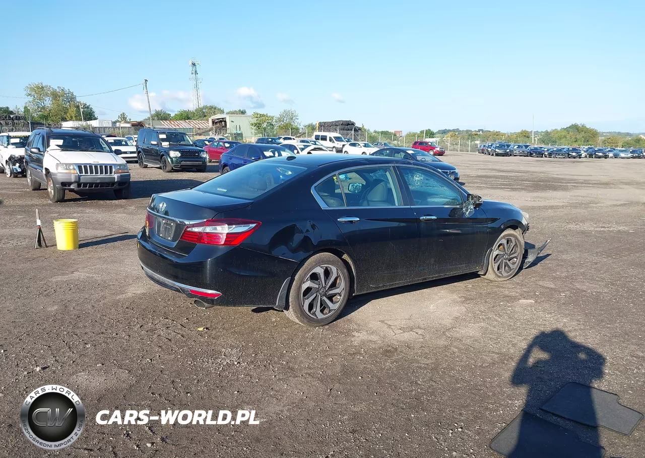 2016 Honda Accord Ex-L VIN:1HGCR2F83GA037111 - 4