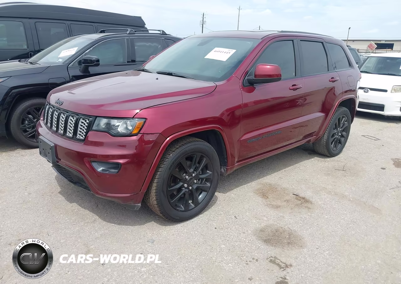 2017 Jeep Grand Cherokee Altitude 4X2 VIN:1C4RJEAG8HC826828 - 2