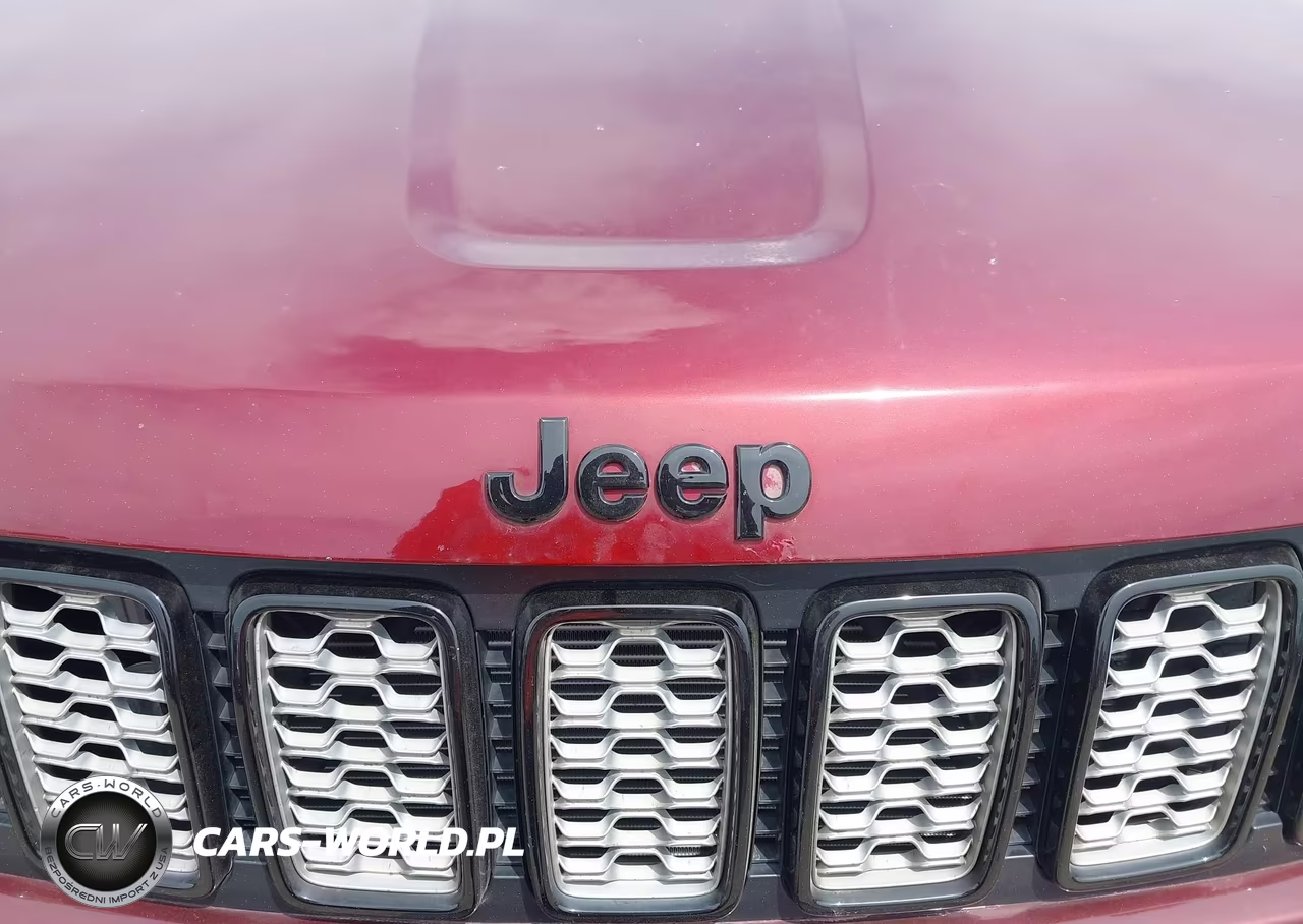 2017 Jeep Grand Cherokee Altitude 4X2 VIN:1C4RJEAG8HC826828 - 6