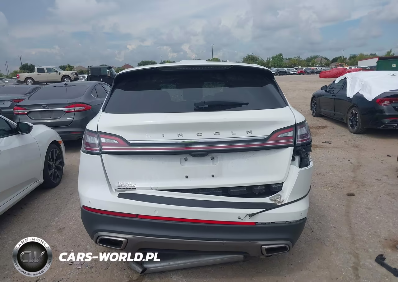 2022 Lincoln Nautilus Reserve VIN:2LMPJ6K9XNBL25030 - 17