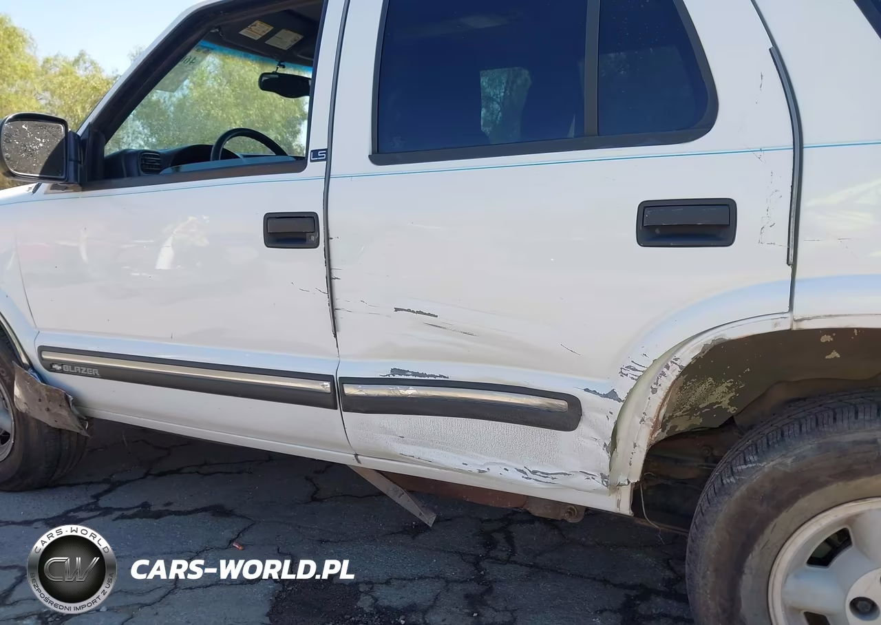 1999 Chevrolet Blazer Ls VIN:1GNDT13W0X2219707 - 12