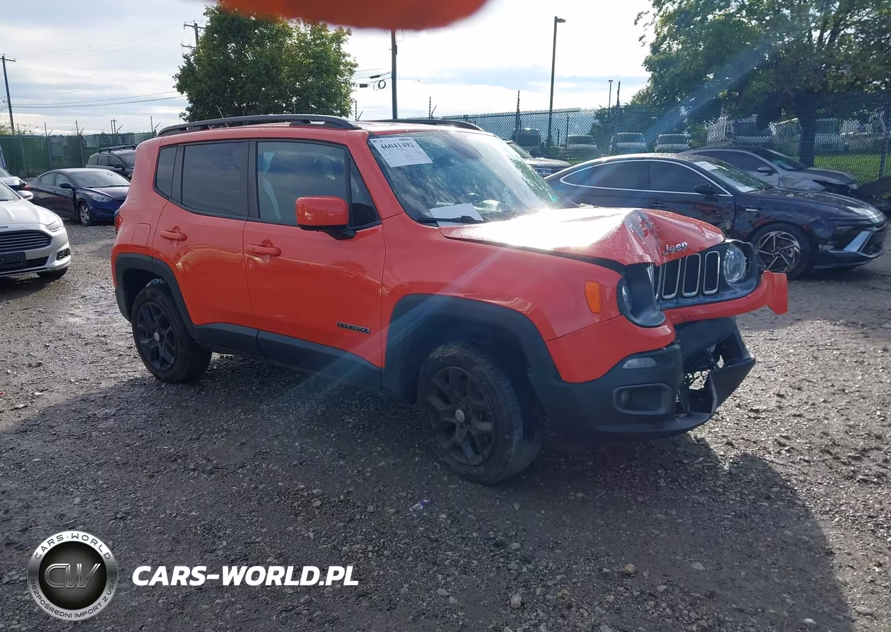 2017 Jeep Renegade Latitude 4X4 – zdjęcie 1 z 15