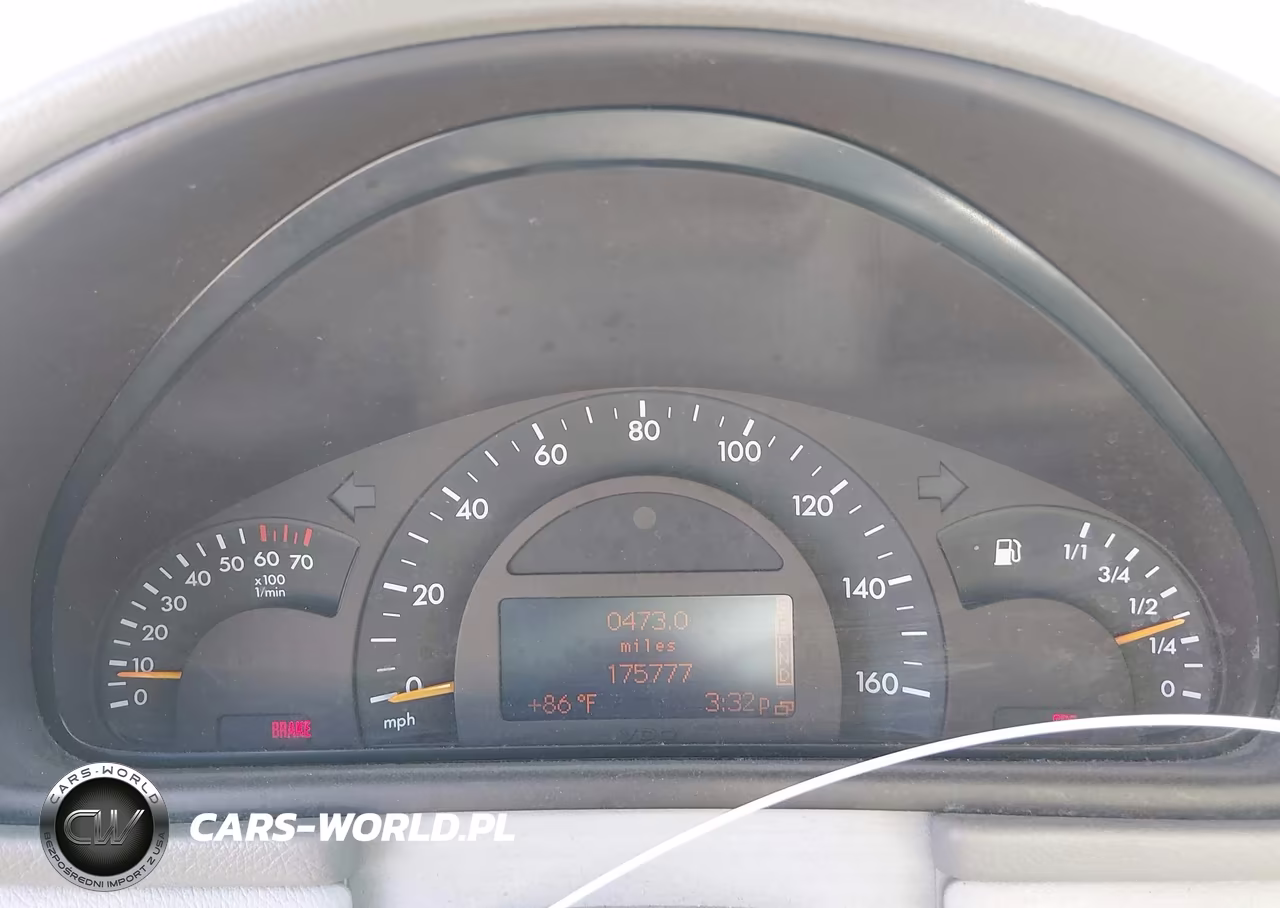 2002 Mercedes-Benz C 320 VIN:WDBRH64J92F112140 - 7