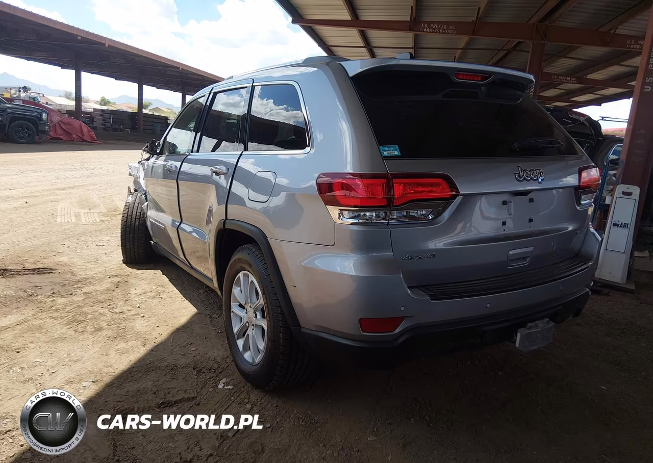 2021 Jeep Grand Cherokee Laredo E 4X4 VIN:1C4RJFAG7MC810491 - 3