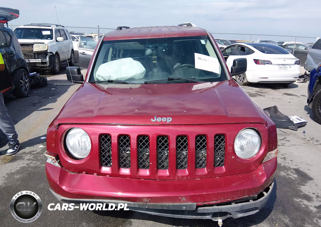 2016 Jeep Patriot Latitude VIN:1C4NJPFB4GD577069 - 13