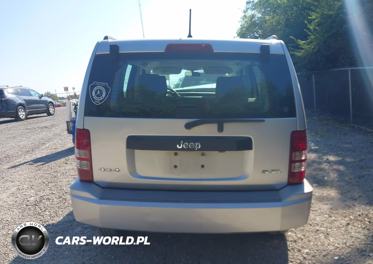 2008 Jeep Liberty Sport VIN:1J8GN28K08W174797 - 16