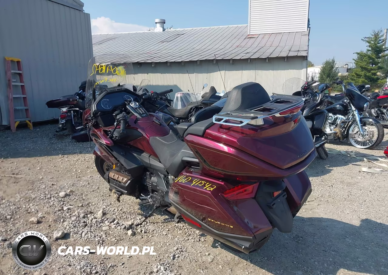 2025 Honda Gl1800 VIN:JH2SC790XSK700070 - 3