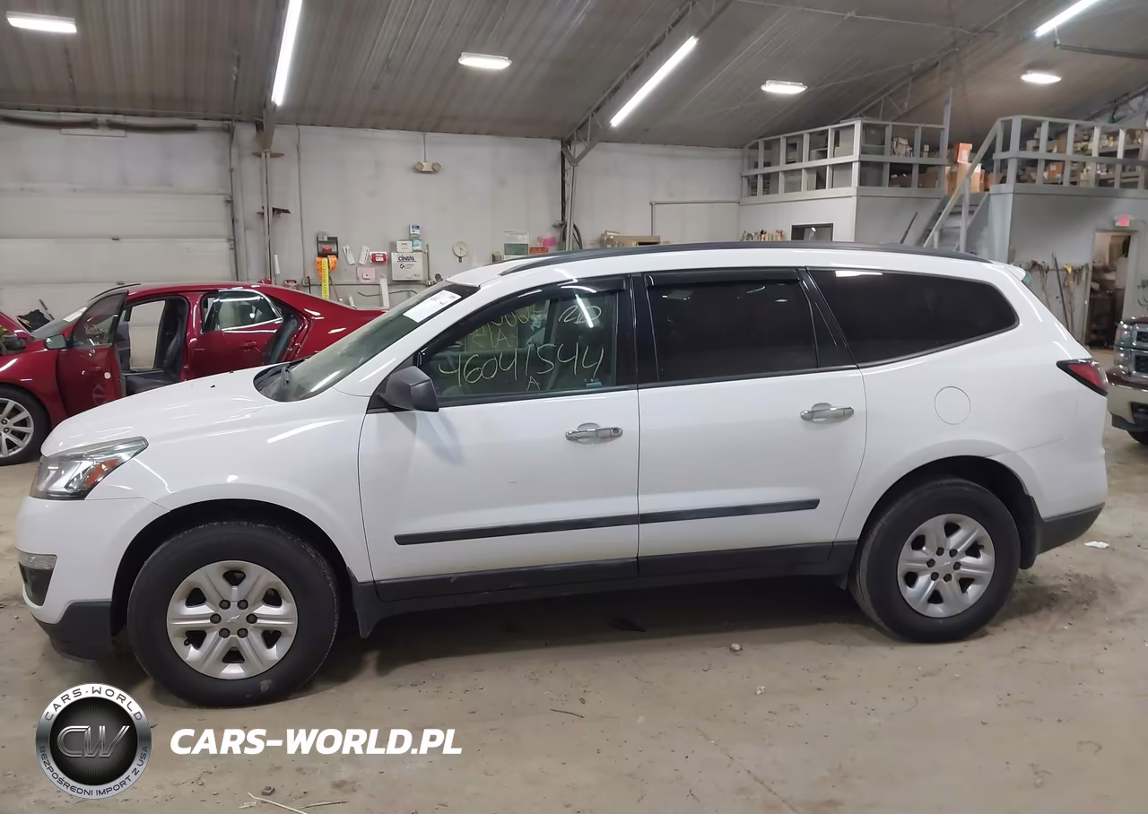 2017 Chevrolet Traverse Ls VIN:1GNKVFED6HJ329971 - 14