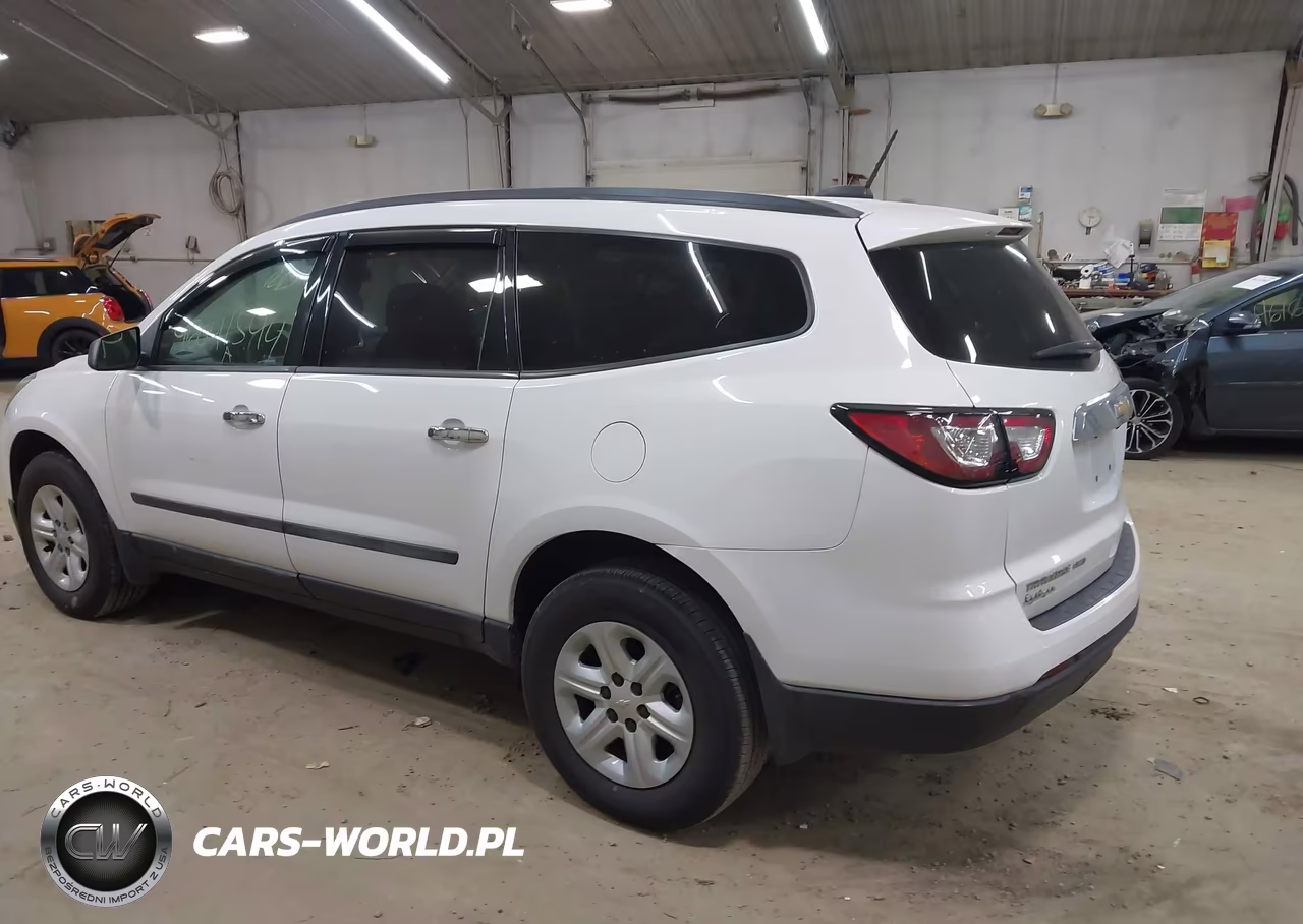 2017 Chevrolet Traverse Ls VIN:1GNKVFED6HJ329971 - 3