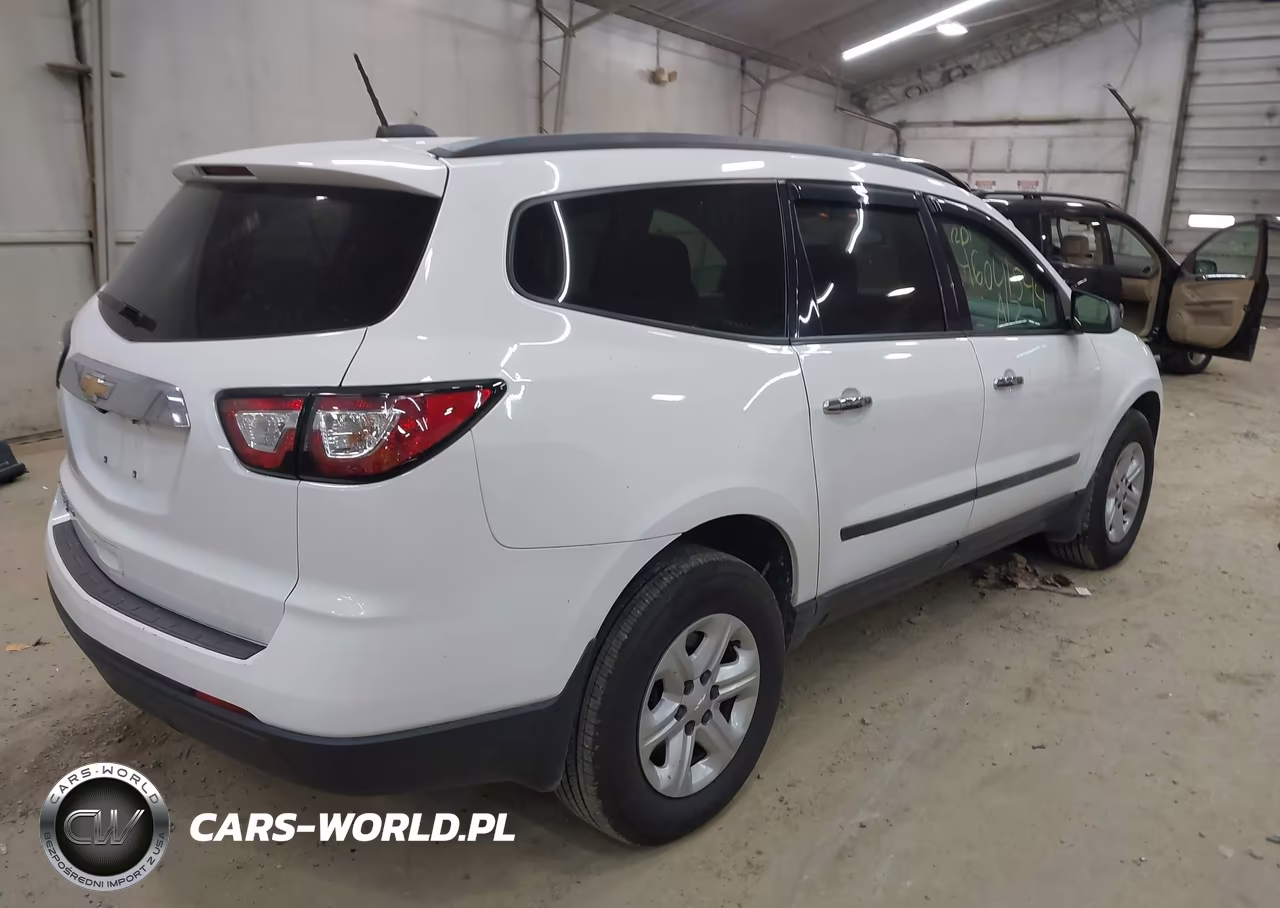 2017 Chevrolet Traverse Ls VIN:1GNKVFED6HJ329971 - 4