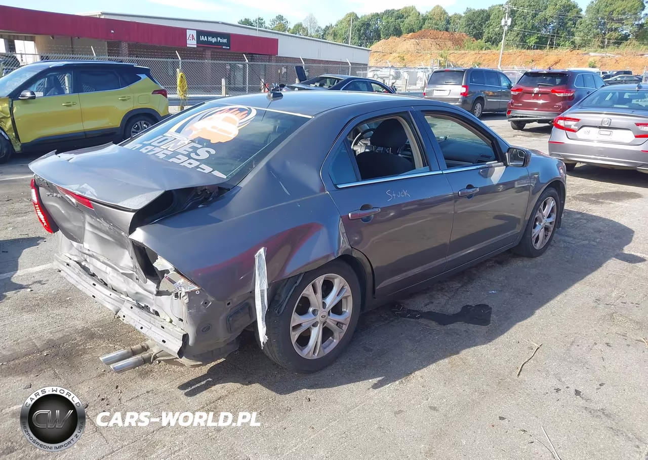 2012 Ford Fusion Se VIN:3FAHP0HA3CR331192 - 4