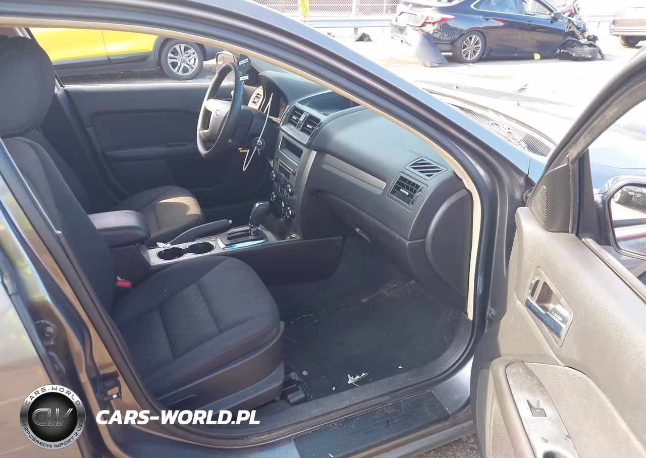 2012 Ford Fusion Se VIN:3FAHP0HA3CR331192 - 5