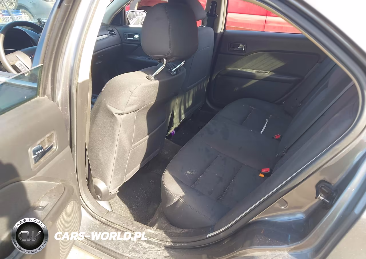 2012 Ford Fusion Se VIN:3FAHP0HA3CR331192 - 8