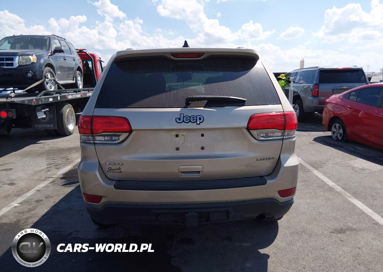 2014 Jeep Grand Cherokee Laredo VIN:1C4RJFAG6EC240758 - 15