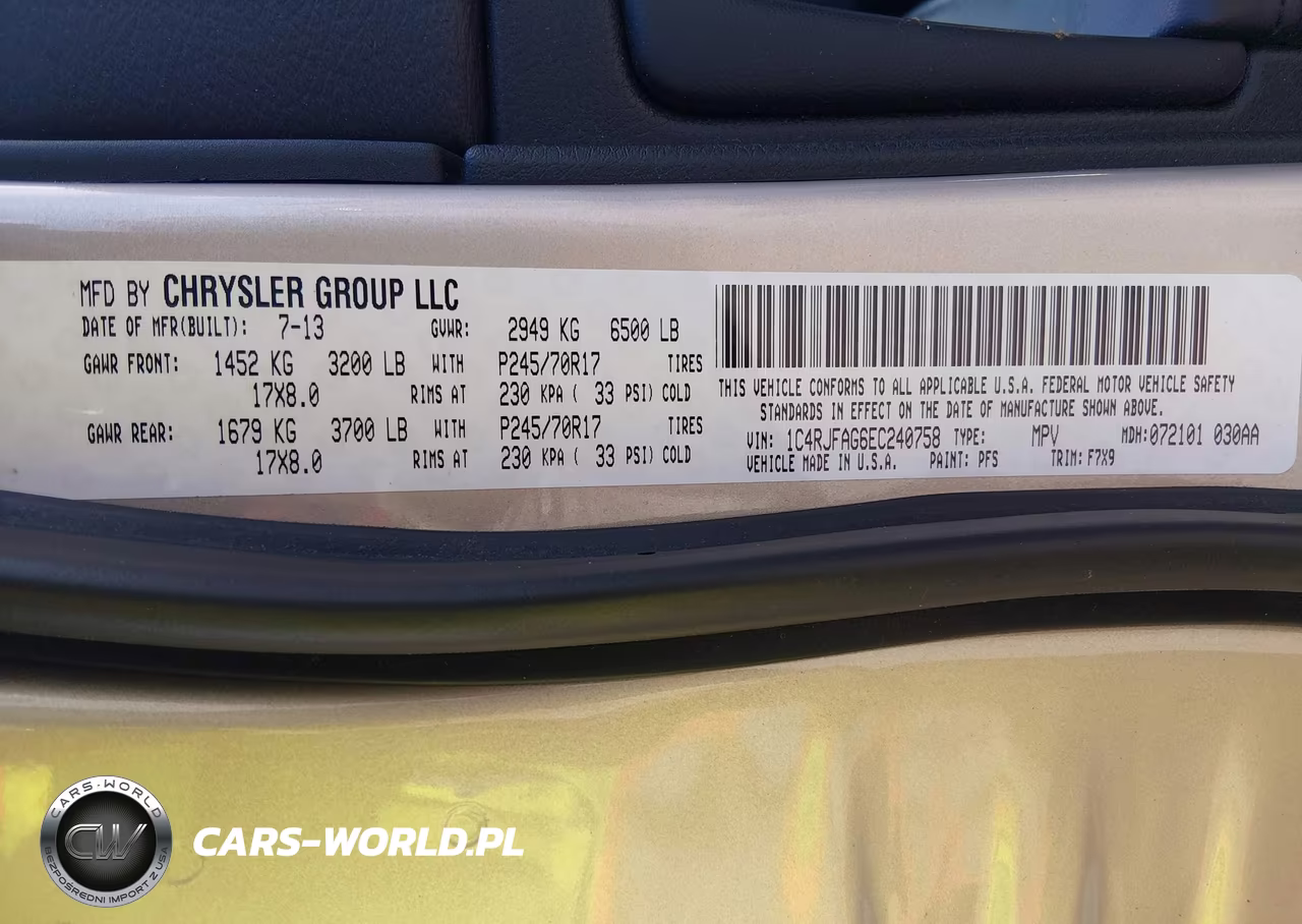 2014 Jeep Grand Cherokee Laredo VIN:1C4RJFAG6EC240758 - 8