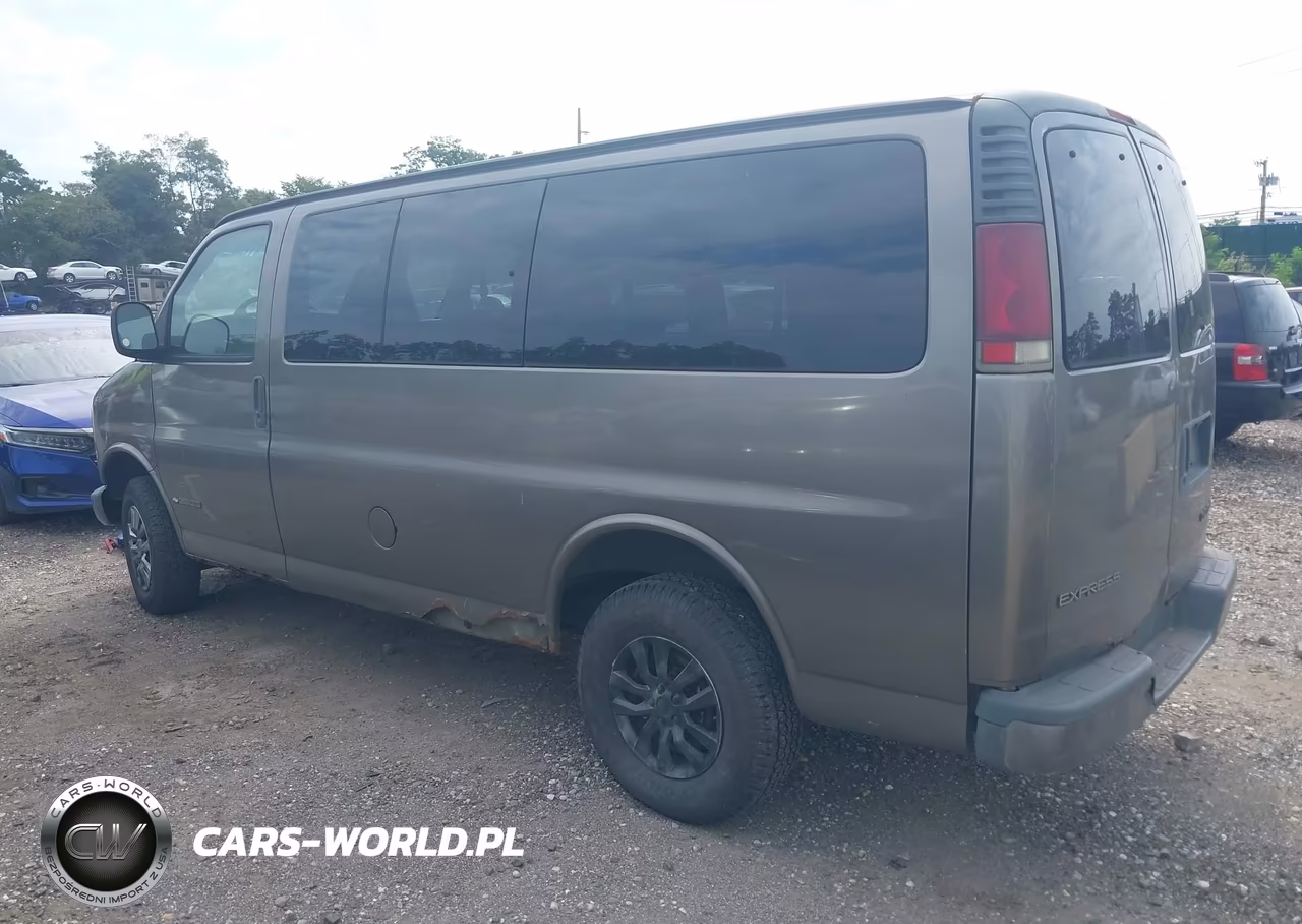 2002 Chevrolet Express VIN:1GNGG25RX21109857 - 3
