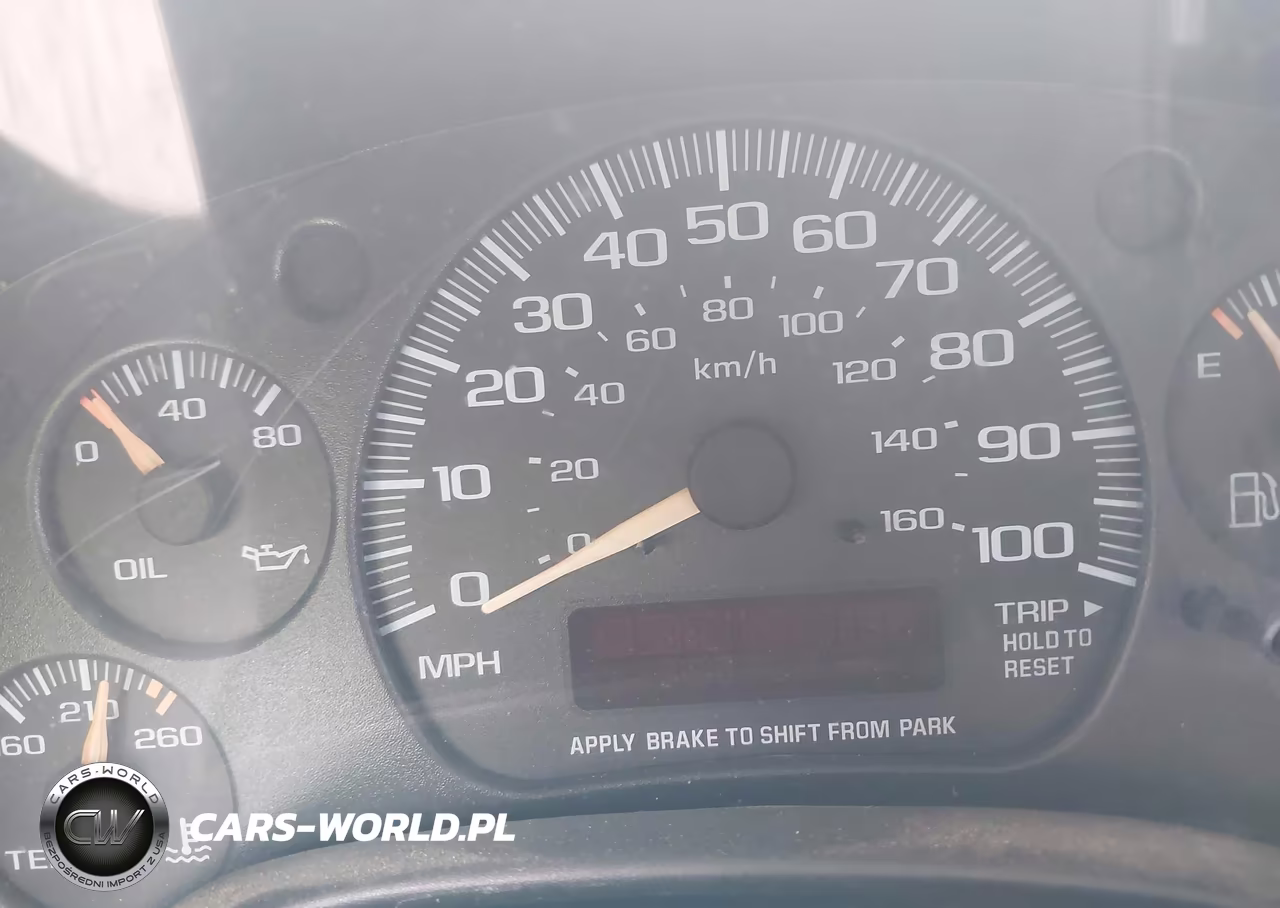 2002 Chevrolet Express VIN:1GNGG25RX21109857 - 7