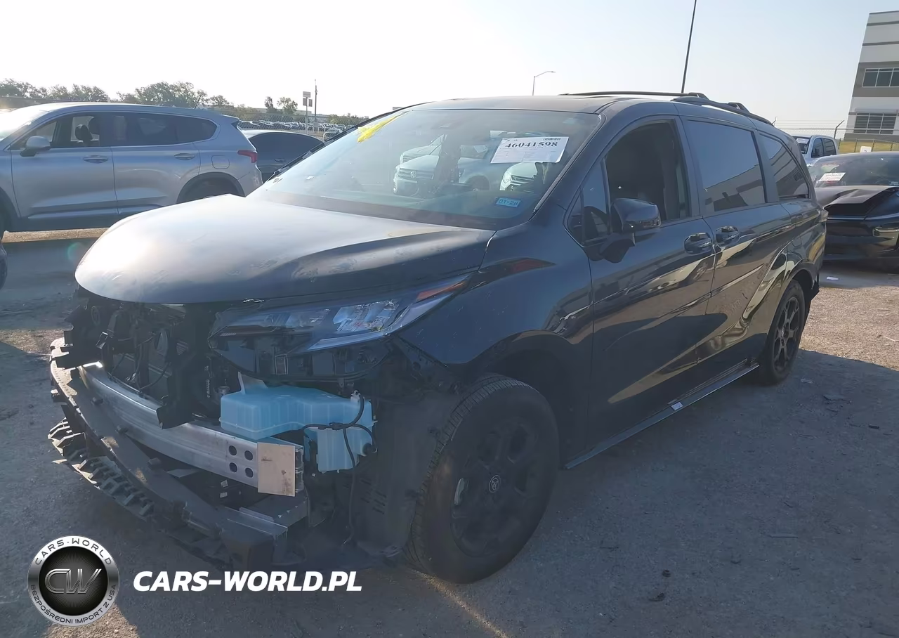 2026 Toyota Sienna Woodland Edition VIN:5TDCSKFC9TS238077 - 2