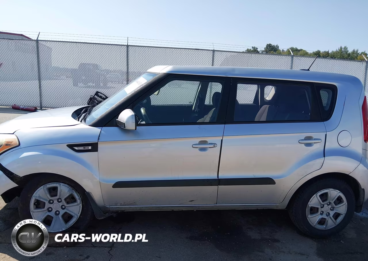 2013 Kia Soul VIN:KNDJT2A57D7569166 - 14