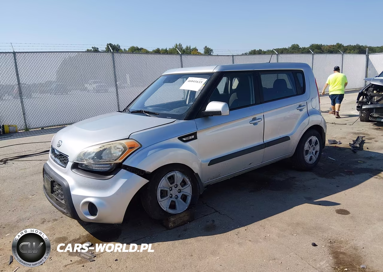 2013 Kia Soul VIN:KNDJT2A57D7569166 - 2