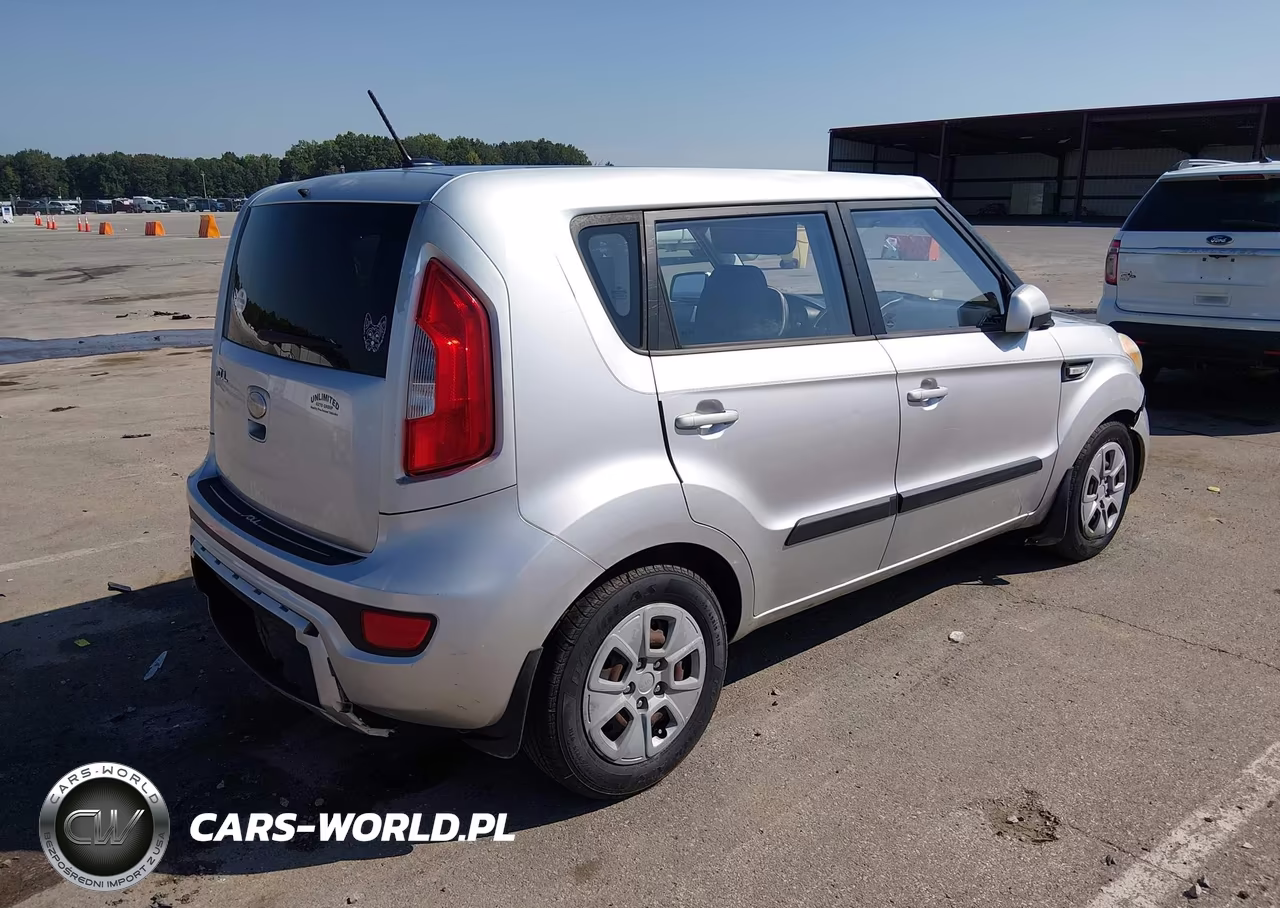 2013 Kia Soul VIN:KNDJT2A57D7569166 - 4
