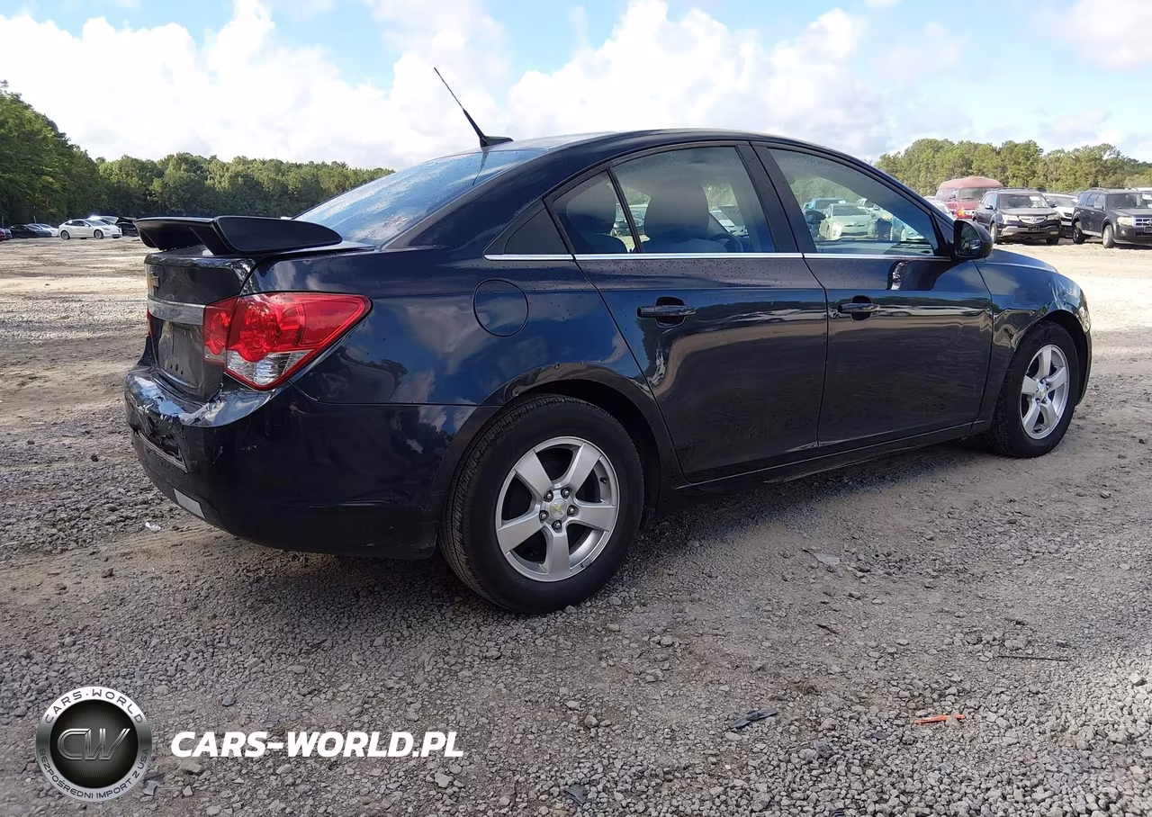 2014 Chevrolet Cruze Ls Auto VIN:1G1PA5SH6E7229382 - 4