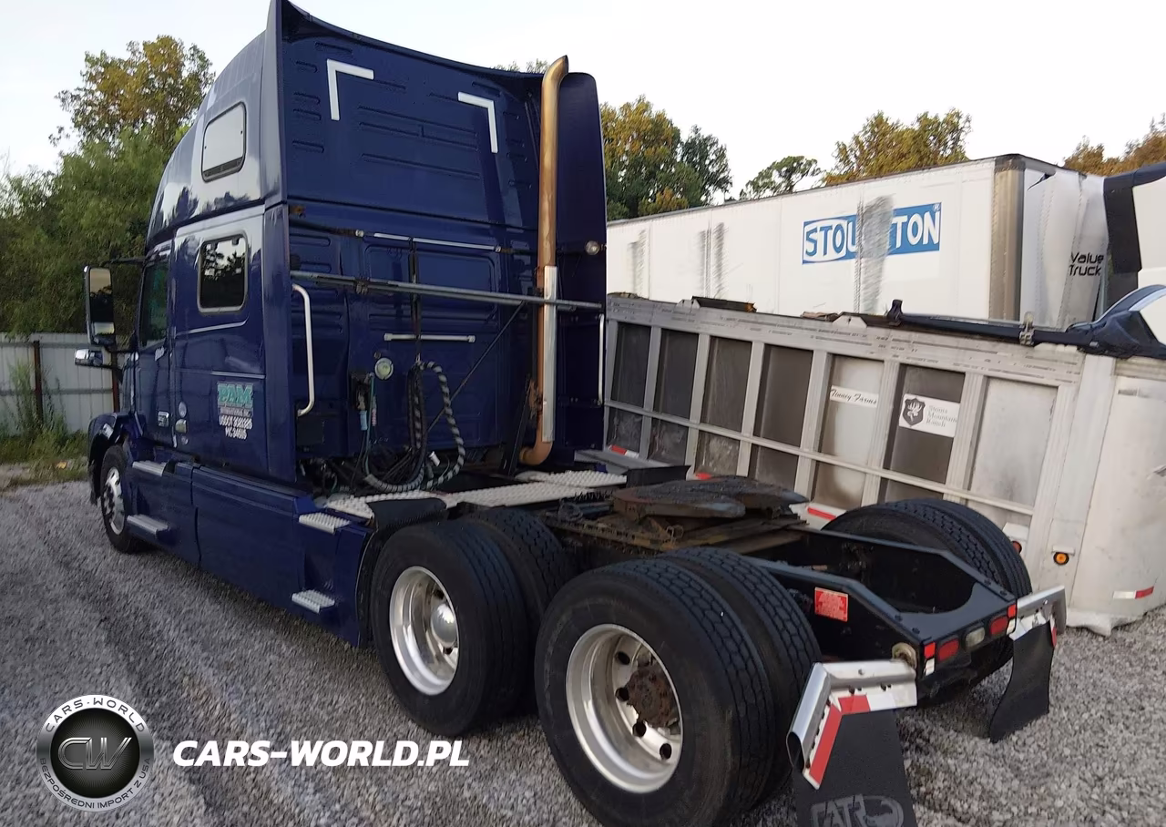2015 Volvo Vn VIN:4V4NC9EH6FN912163 - 3