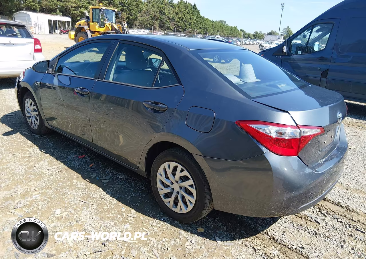2016 Toyota Corolla Le VIN:2T1BURHE7GC705783 - 3