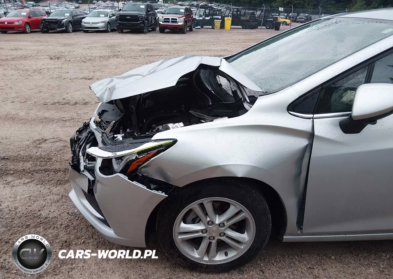 2018 Chevrolet Cruze Lt Auto VIN:1G1BE5SM9J7199624 - 18