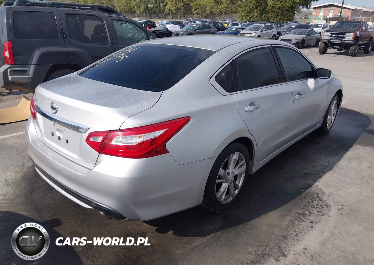 2016 Nissan Altima VIN:1N4AL3AP5GN313931 - 4