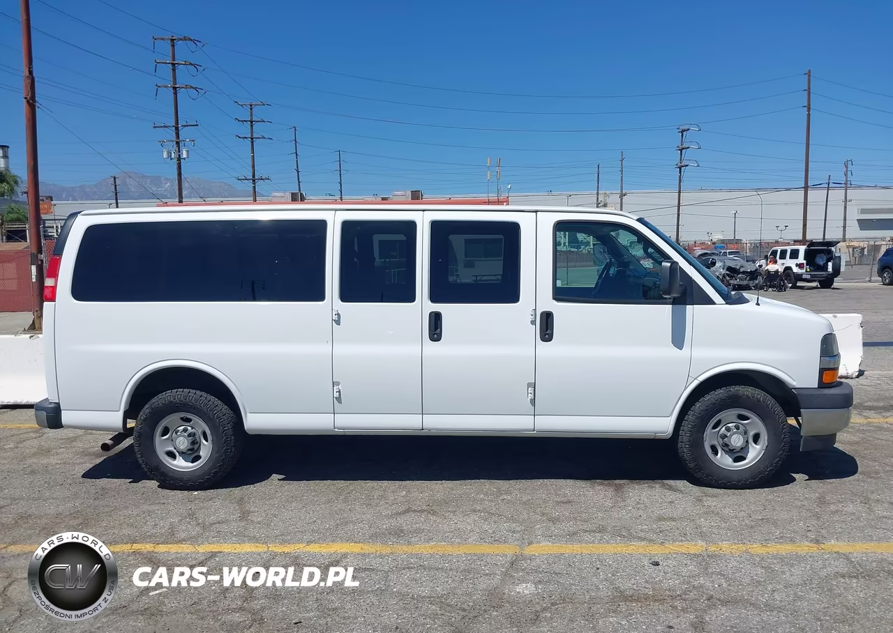 2017 Chevrolet Express 3500 Lt VIN:1GAZGPFF5H1272792 - 13