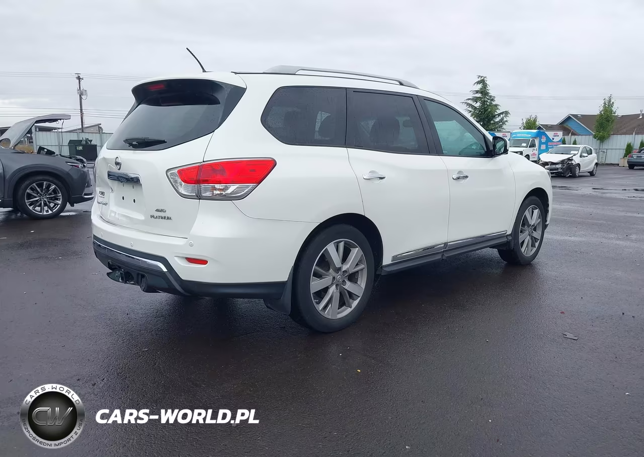 2016 Nissan Pathfinder Platinum VIN:5N1AR2MM9GC617937 - 4