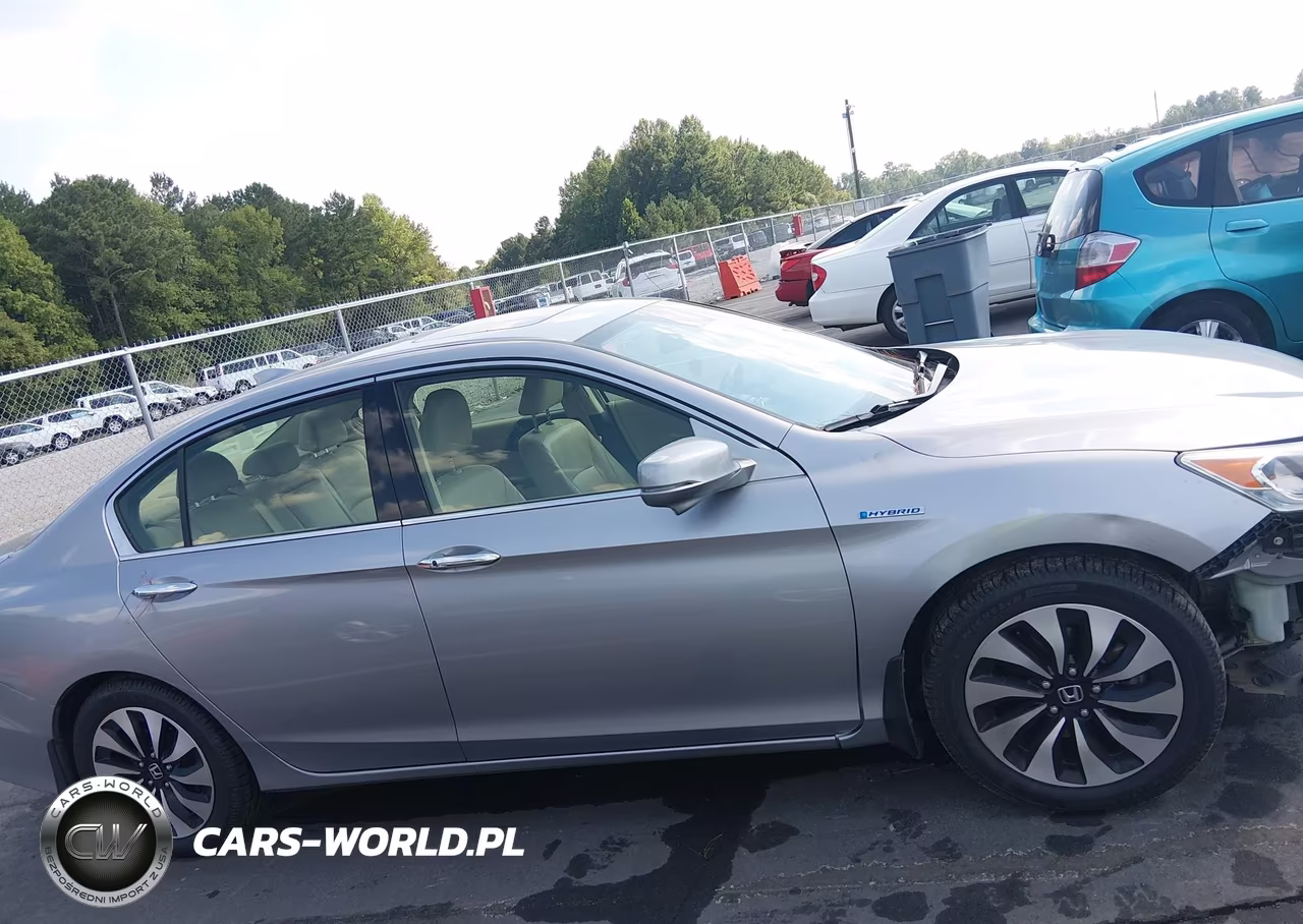 2017 Honda Accord Hybrid Ex-L VIN:JHMCR6F51HC027323 - 14