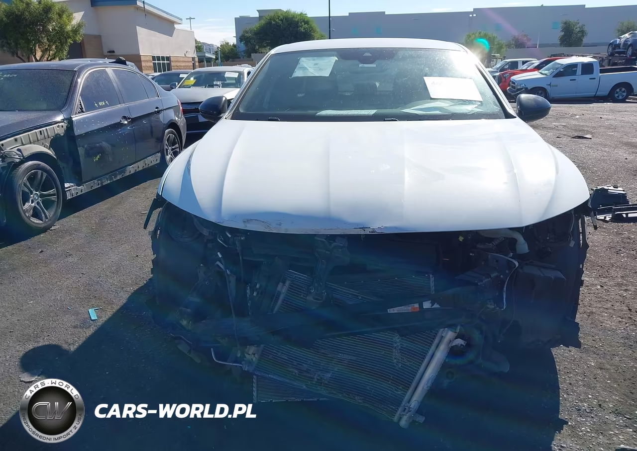 2024 Volkswagen Jetta 1.5T Sport VIN:3VWBM7BU4RM044256 - 13