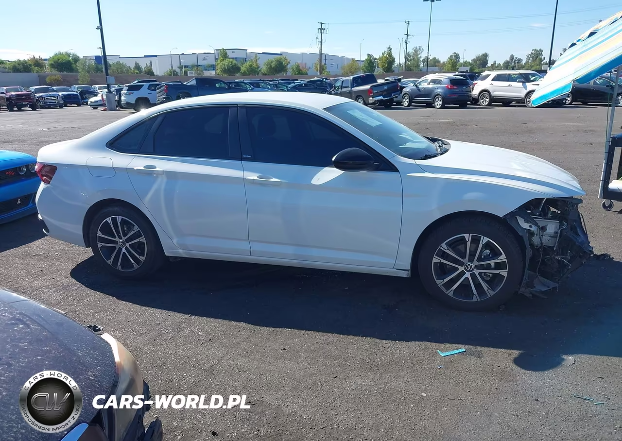 2024 Volkswagen Jetta 1.5T Sport VIN:3VWBM7BU4RM044256 - 14