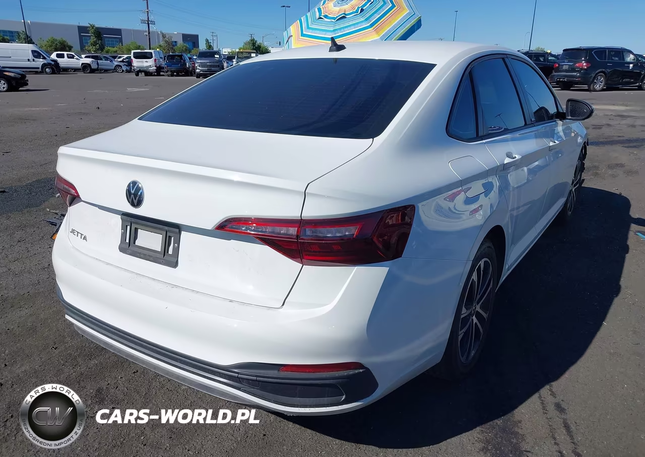 2024 Volkswagen Jetta 1.5T Sport VIN:3VWBM7BU4RM044256 - 4