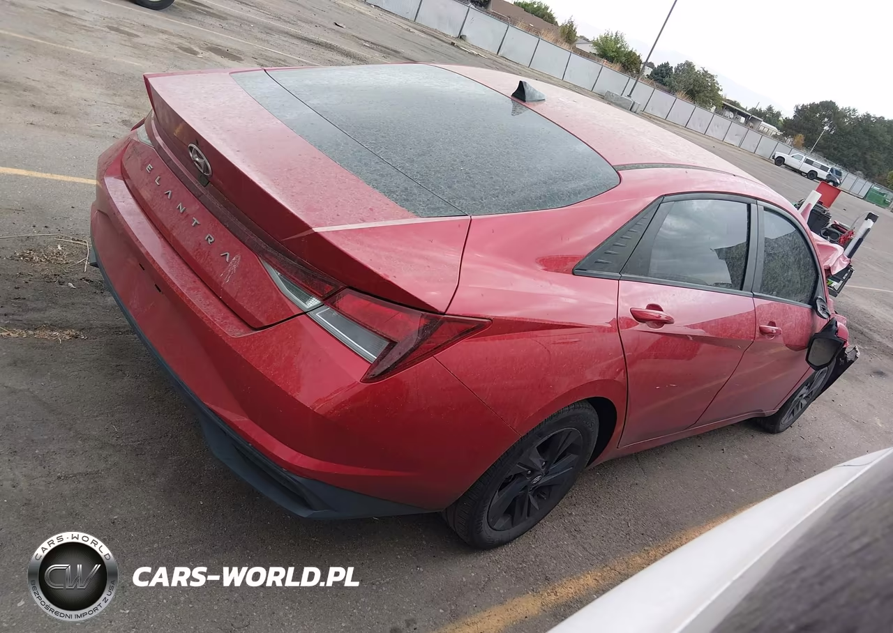 2023 Hyundai Elantra Sel VIN:5NPLM4AG2PH103650 - 4