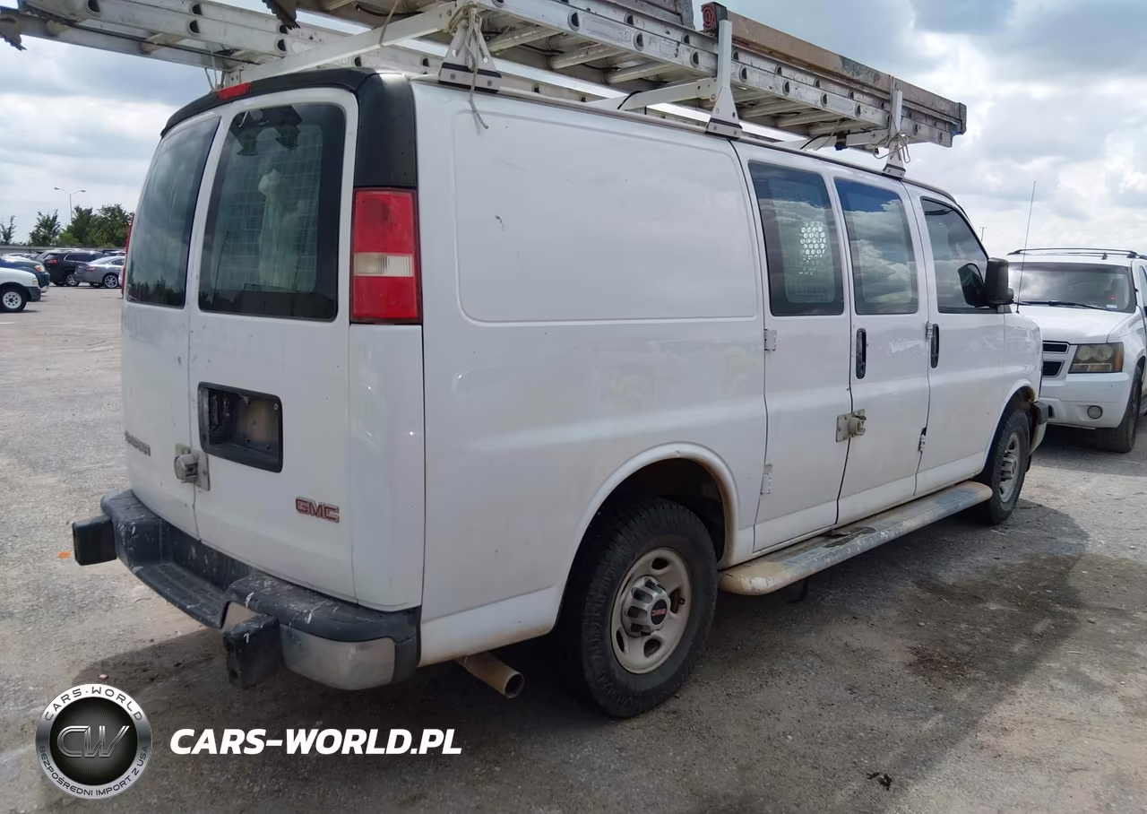 2017 GMC Savana 2500 Work Van VIN:1GTW7AFF7H1903842 - 4