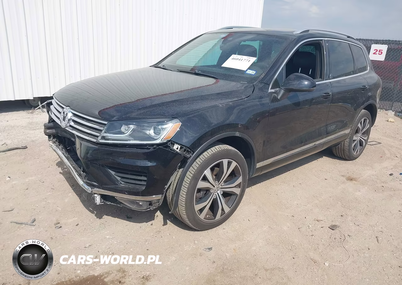 2017 Volkswagen Touareg V6 Wolfsburg Edition VIN:WVGRF7BP5HD004845 - 2