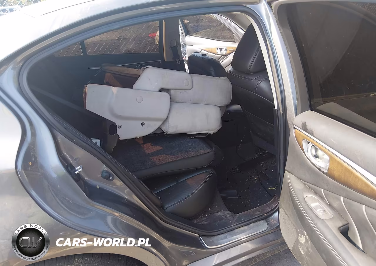 2015 Infiniti Q50 Premium VIN:JN1BV7AR1FM395391 - 8
