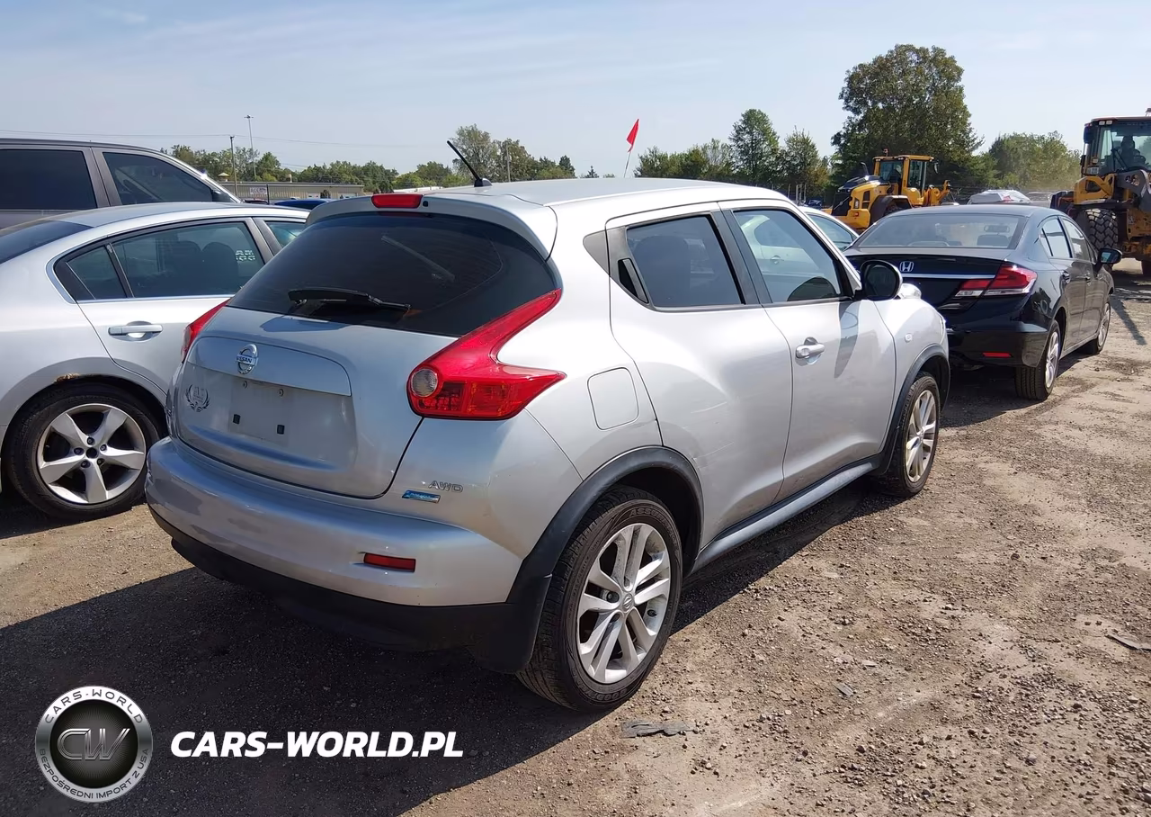 2013 Nissan Juke S VIN:JN8AF5MV4DT226394 - 4