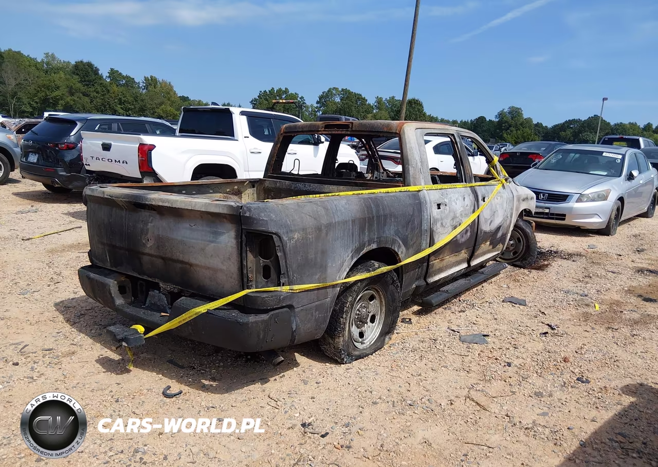 2021 Ram 1500 Classic Tradesman 4X2 5'7 Box VIN:1C6RR6KG7MS549464 - 4