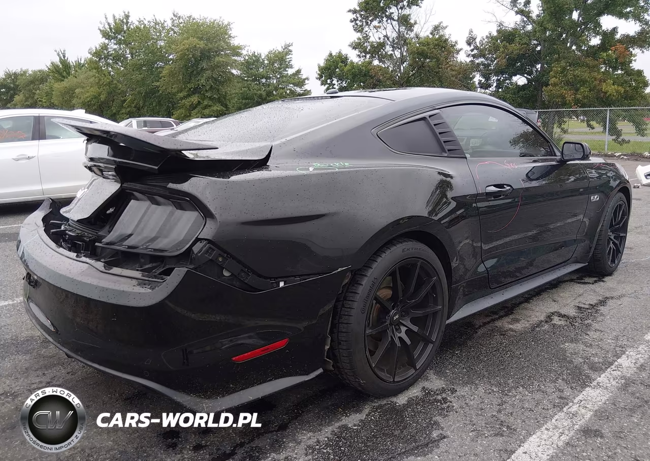 2017 Ford Mustang Gt Premium VIN:1FA6P8CF8H5265208 - 4