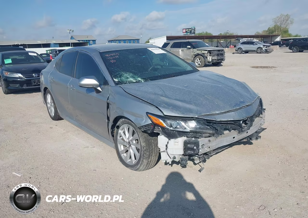 2023 Toyota Camry Le