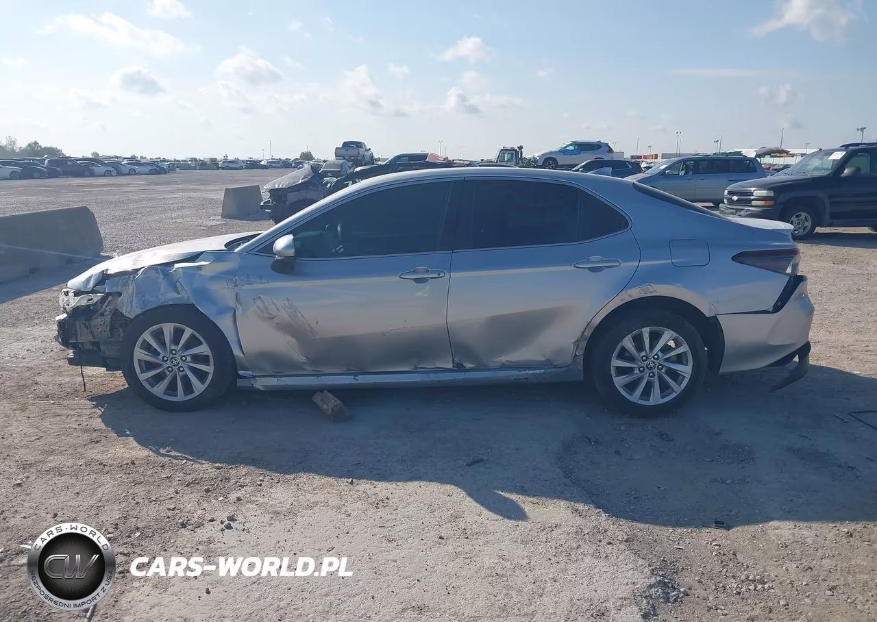 2023 Toyota Camry Le VIN:4T1C11AK6PU730039 - 14