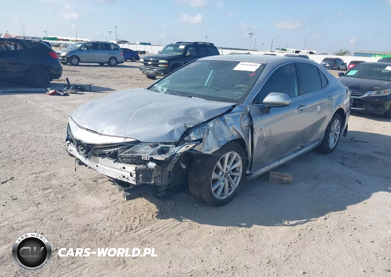 2023 Toyota Camry Le VIN:4T1C11AK6PU730039 - 2
