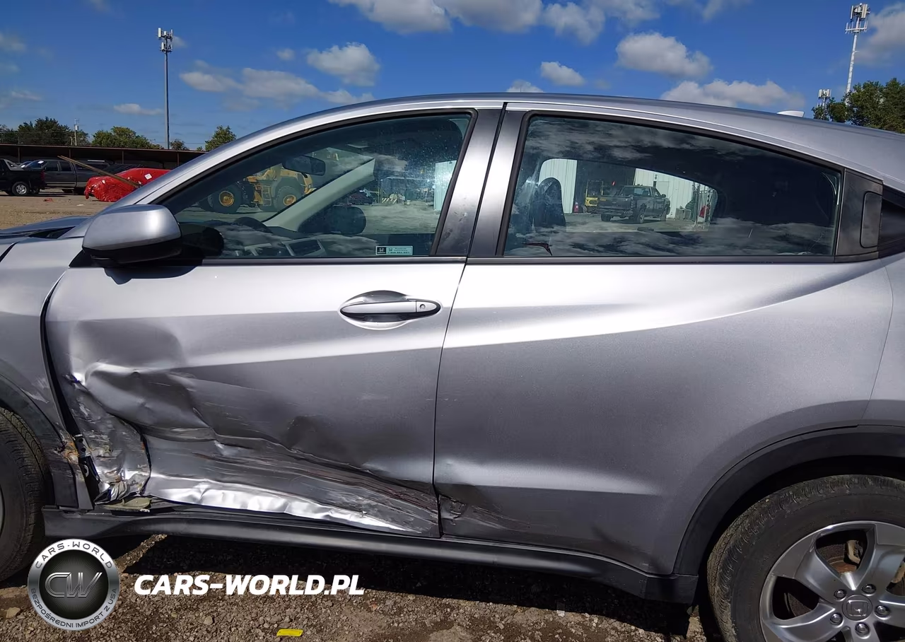 2022 Honda Hr-V Awd Lx VIN:3CZRU6H35NM753809 - 14